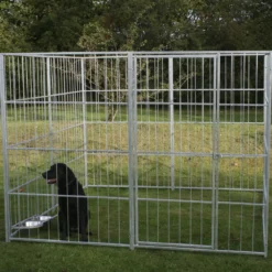 Hundegård mellem model (7 sidemoduler + 1 lågemodul)