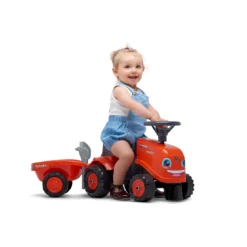 Kubota børnetraktor inkl. vogn, rive og skovl