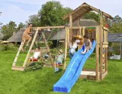 Legetårn Jungle Gym Chalet 2.1 m/2-Climb Module 220 og blå rutschebane
