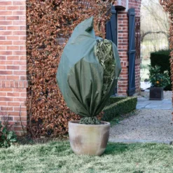 Vinterbeskyttelse til planter - grøn - Ø150 cm - 200 cm